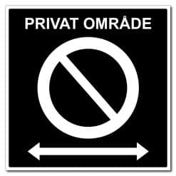 Privat område - parkering forbudt skilt med pil begge veier