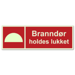 etterlysende brannskilt branndør holdes lukket